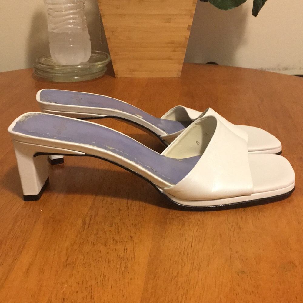 Cute White Simple Sandal…